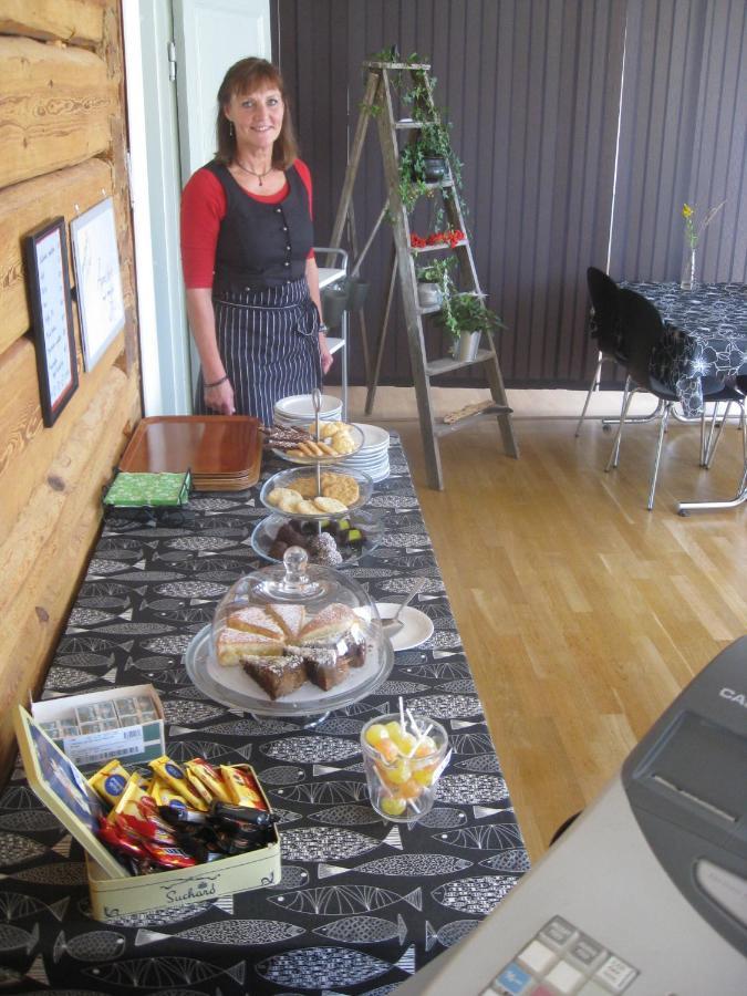 Lugnet I Oslaettfors Acomodação com café da manhã Gävle Exterior foto